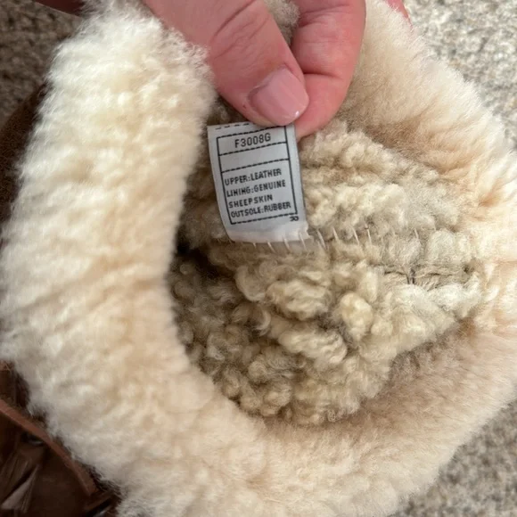 Ugg Leather and Sheep skin Lined Boots Size 8 - Picture 8 of 8